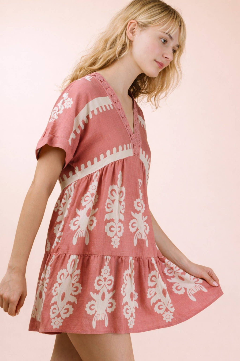ND31592-Printed V-Neck Woven Mini Dress