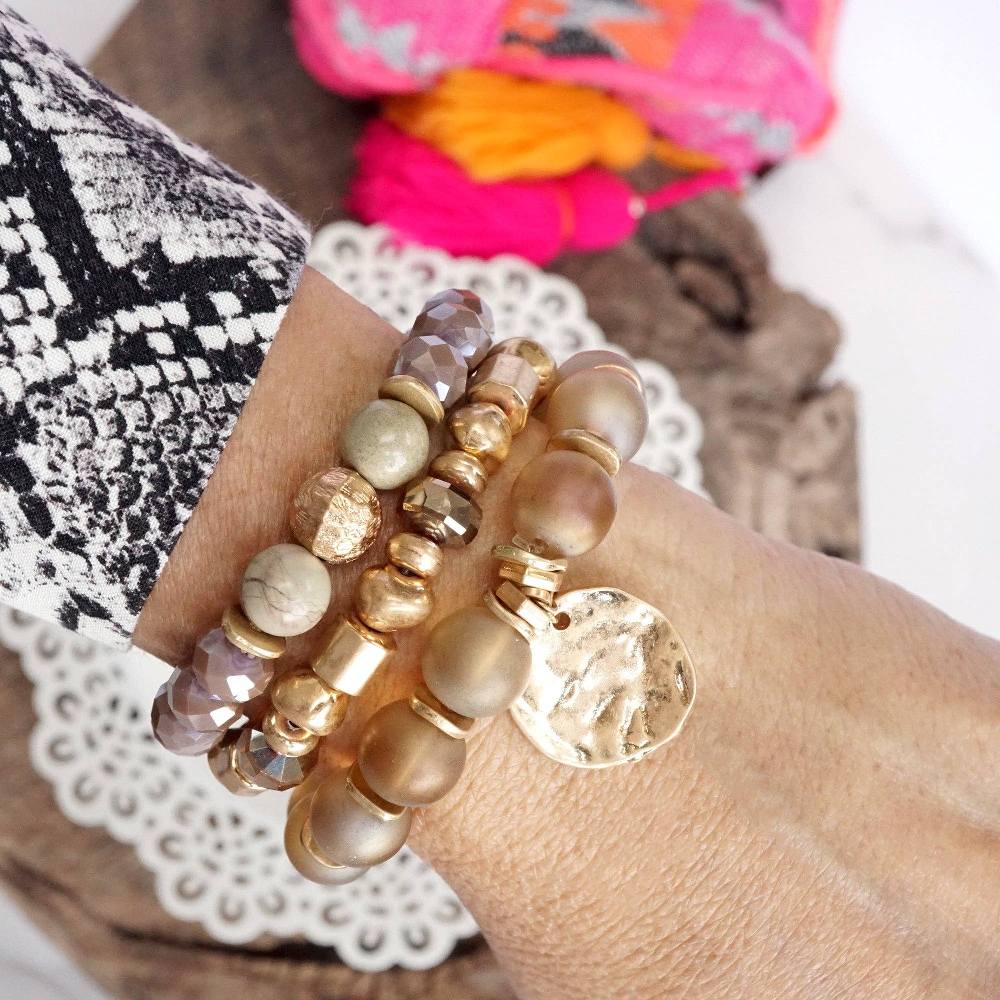 Desert Glow – Coin Charm Bracelet Stack in Rose Blush