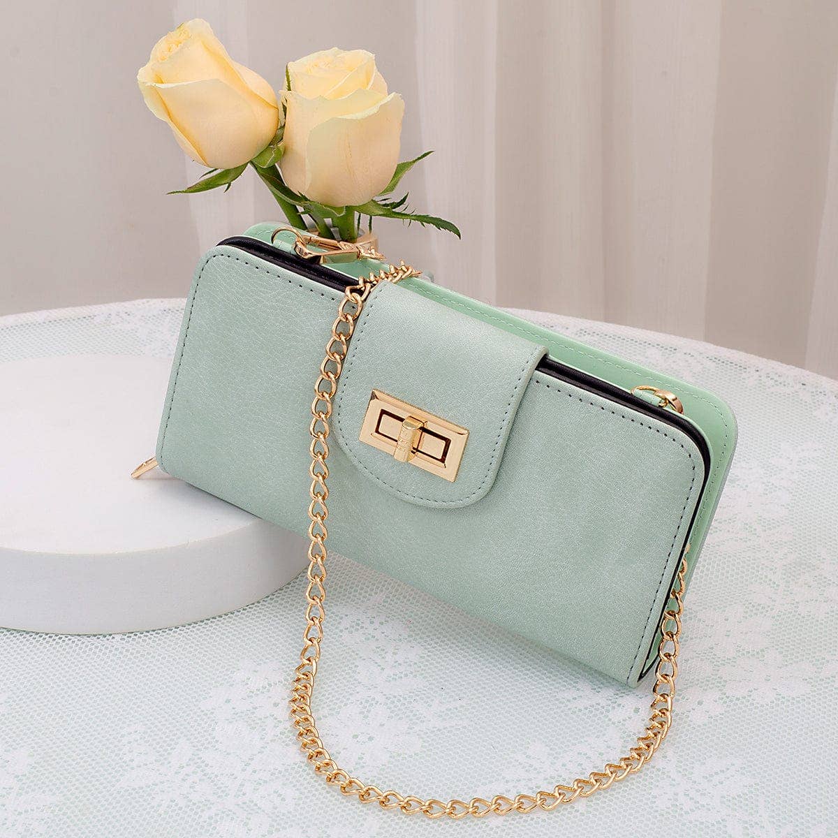 AD041 Turn Lock Crossbody Wallet