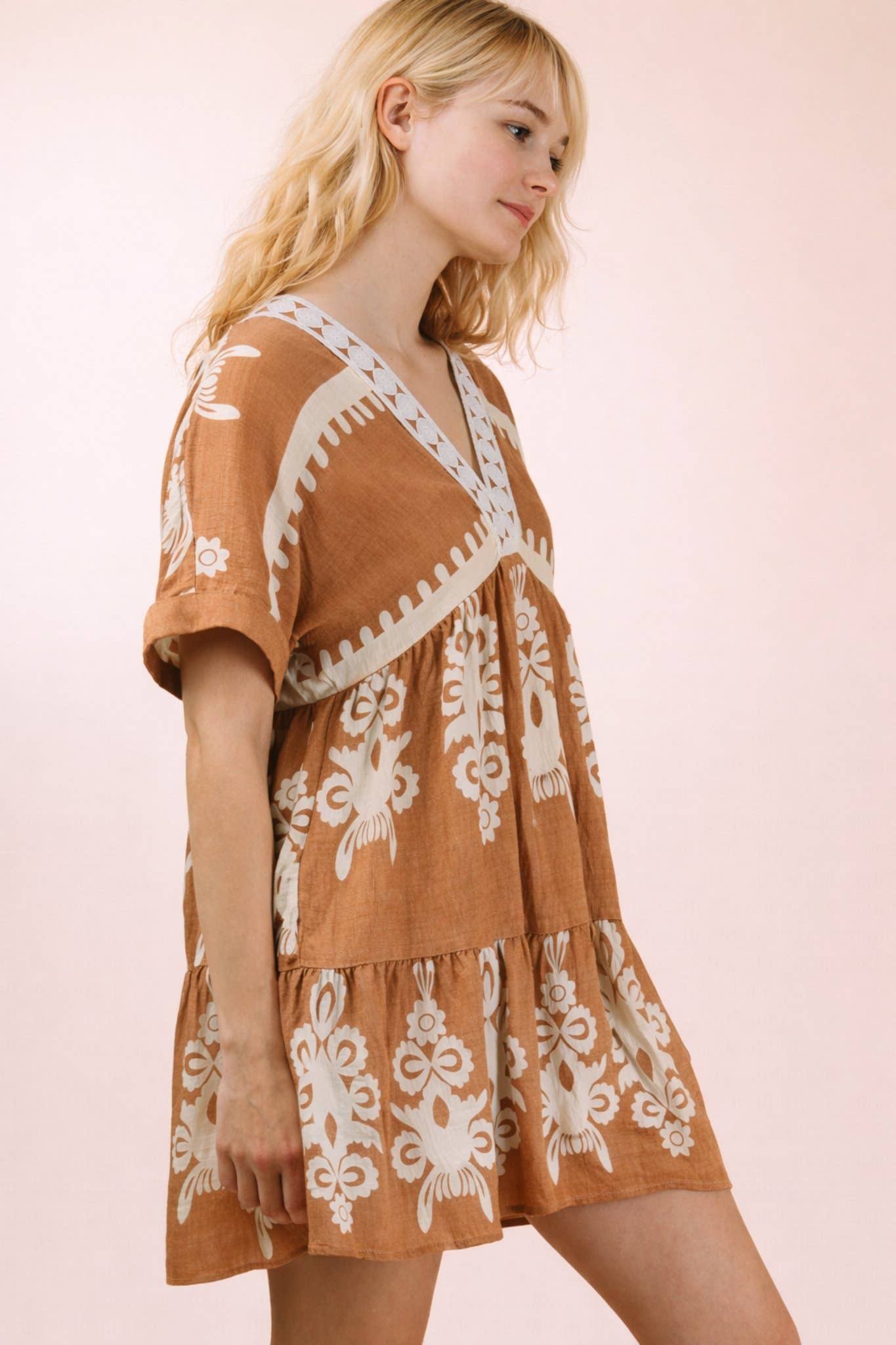 ND31592-Printed V-Neck Woven Mini Dress